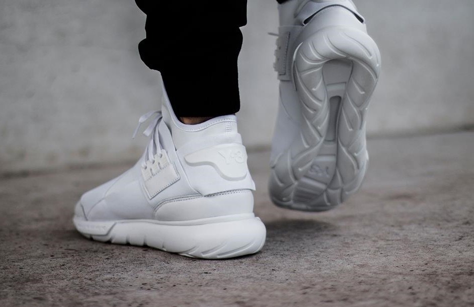 Y3 qasa sales high white