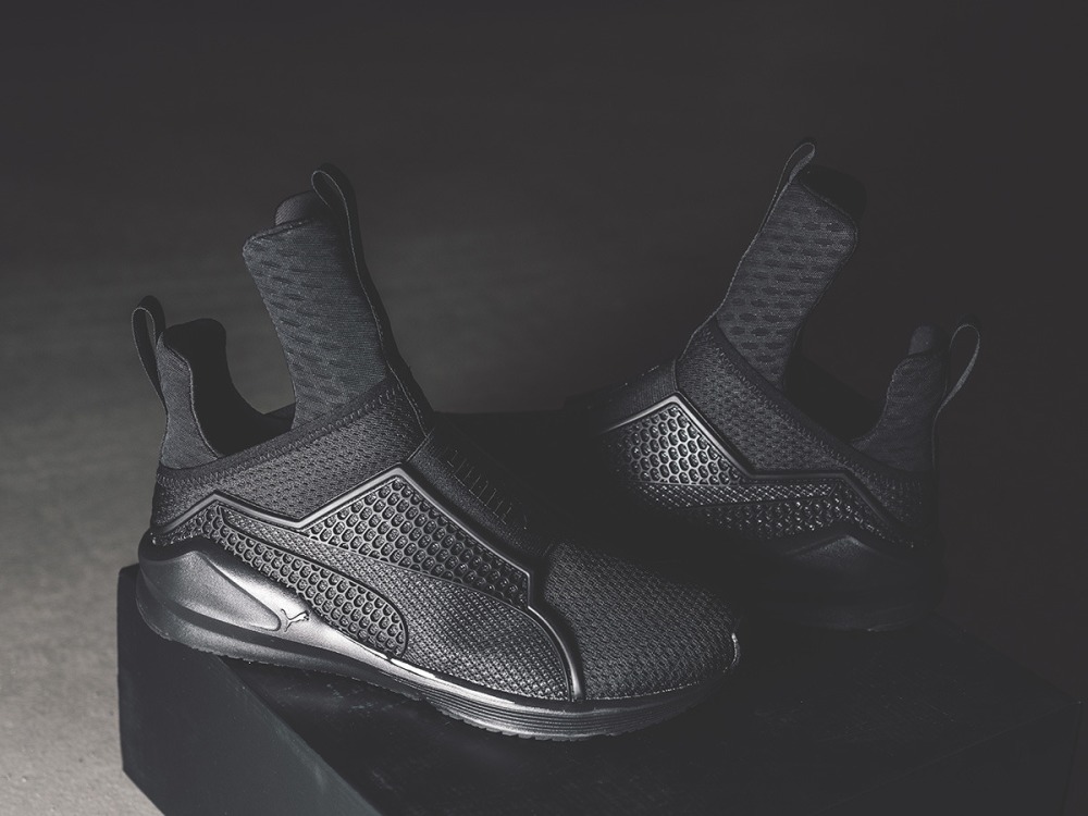 Puma hotsell fenty noire