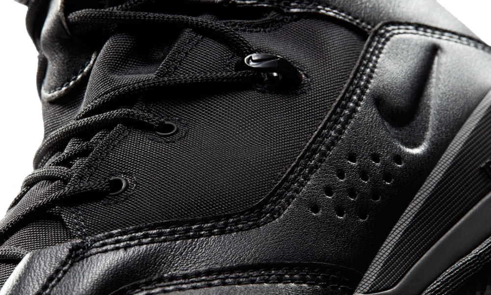 Nike special store field boot black