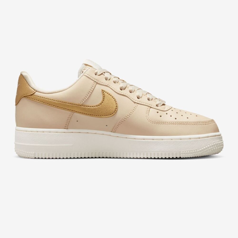 Nike W Air Force 1 07 Ess Trnd DQ7569 102 4 279 Brooklynstore