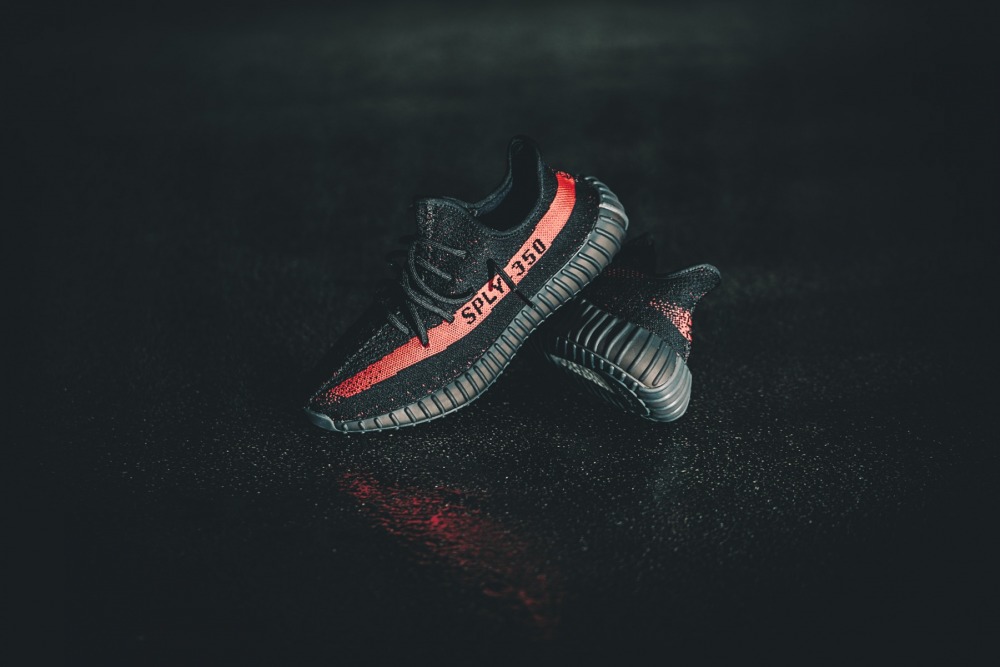 Yeezy boost hot sale black 219