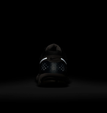 Кроссовки мужские Nike Zoom Vomero 5 (FB9149-005), EUR 44