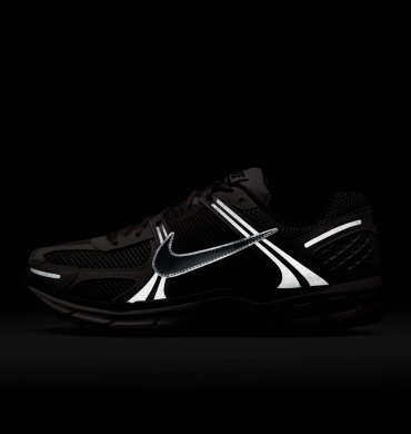 Кроссовки мужские Nike Zoom Vomero 5 (FB9149-005), EUR 44