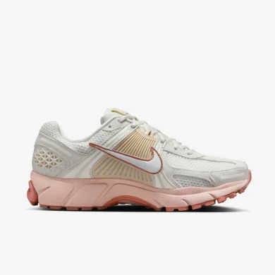 Кроссовки женские Nike Wmns Zoom Vomero 5 "Particle Beige" (FJ2028-002)
