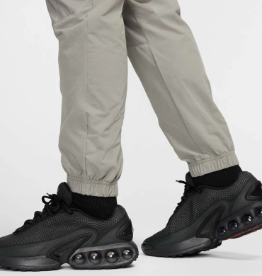 Штани чоловічі Nike Air Max Woven (HF6601-053)