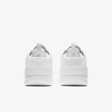 Жіночі кросівки Wmns Nike Amixa (CD5403-100)