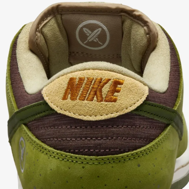 Кроссовки мужские Nike SB Dunk Low x Yuto Horigome (HF8022-300), EUR 45,5