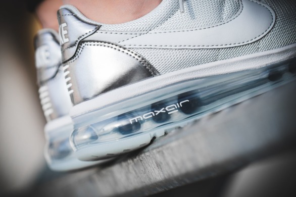Кросiвки Nike Wmns Max LD-Zero SE "Grey", EUR 37,5