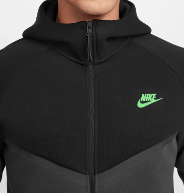 Мужская Кофта Nike Tech Fleece Windrunner (HV0949-015)