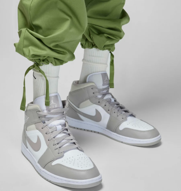 Штани Air Jordan Essentials Chicago (FB7305-340), M