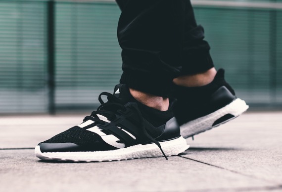 Кросiвки Adidas Undefeated x Ultra Boost 4.0 "Black", EUR 44