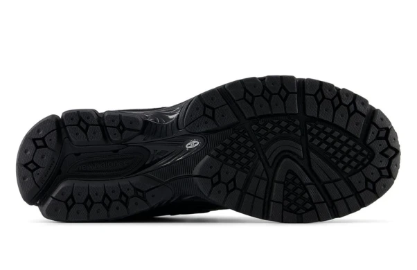 Мужские кроссовки New Balance 1906W 'Tripel Black' (U1906WFD)