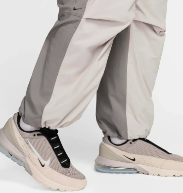 Брюкки мужские Nike Tech Woven (HM7158-014), L