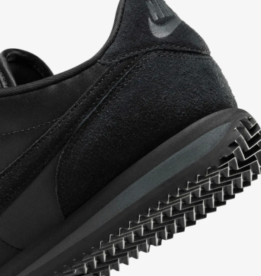 Женские кроссовки Nike W Cortez Textile (FV5420-002), EUR 40