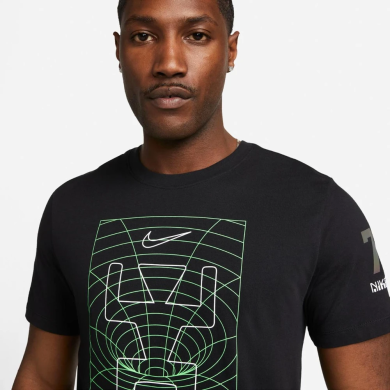 Футболка чоловіча Nike NSW Tee Trend (FB9768-010), S
