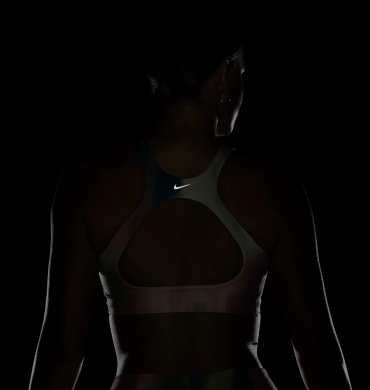 Топ жіночий Nike Top One Artist (HF5597-629), L