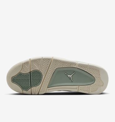 Кроссовки Женские Air Jordan 4 Rm (FQ7940-003), EUR 39