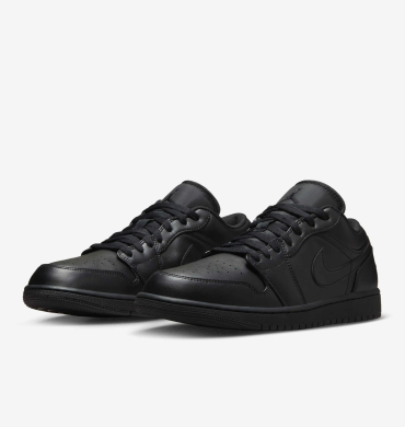 Чоловічі кросівки Air Jordan 1 Low 'Triple Black' (553558-093), EUR 43