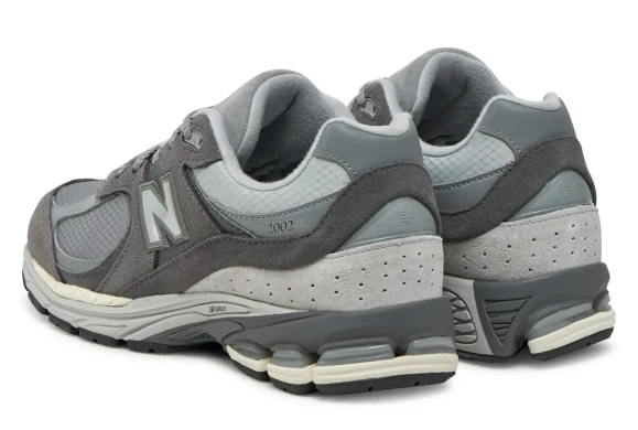 Мужские кроссовки New Balance 2002R (U2002RTF), EUR 43