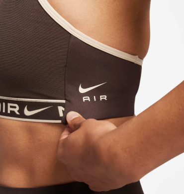 Топ женский Nike Air Indy High Neck (FB4097-237), M