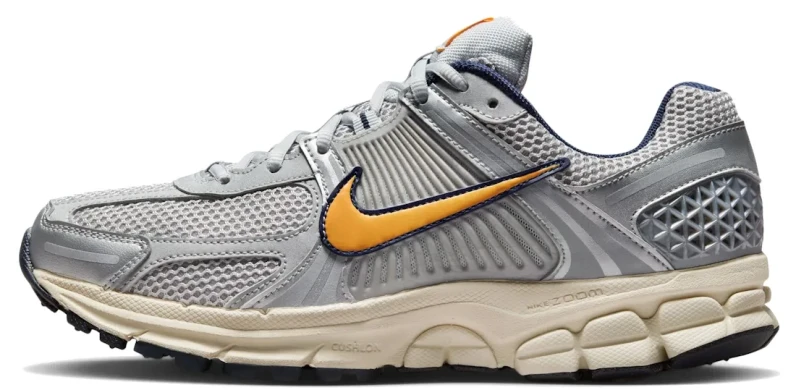 Кросівки Nike Zoom Vomero 5 (FJ4151-001), EUR 42,5