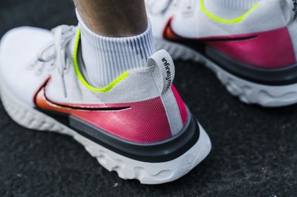 Мужские кроссовки Nike React Infinity Run Flyknit, EUR 44,5