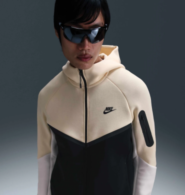 Толстовка Nike Sportswear Tech Fleece Windrunner (HV0949-114), L
