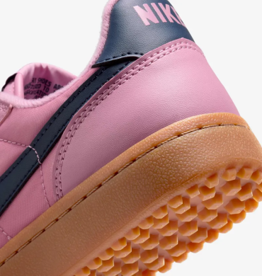 Женские кроссовки Nike Field General (FZ5593-600), EUR 38