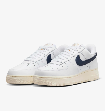 Жіночі кросівки Nike Air Force 1 '07 FlyEase (HJ9122-100), EUR 38