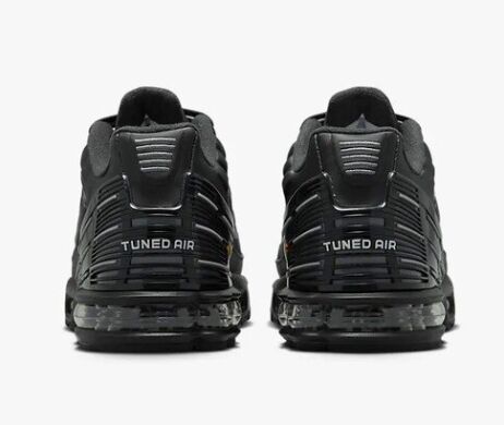 Мужские кроссовки Nike Air Max Plus 3 (FD0659-001)