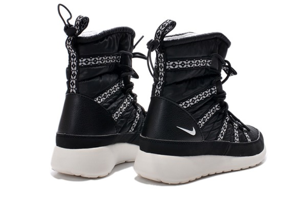 Сапоги Nike Roshe Run Snow Boots "Black", EUR 37