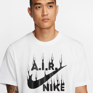 Мужская футболка Nike M Nsw Tee Ssnl 4 (CQ4636-100), S