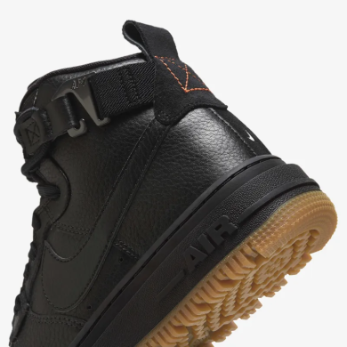 Жіночі кросівки Nike Air Force 1 High Utility 2.0 (DC3584-001), EUR 39