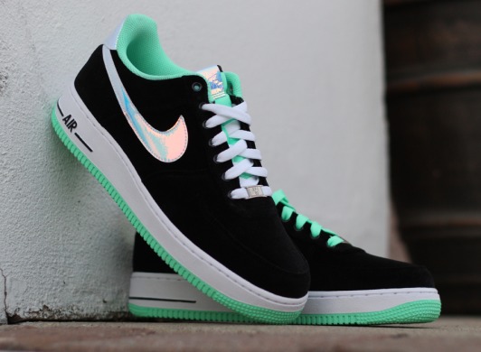 Кроссовки Nike Air Force 1 Low "Black & Green Glow", EUR 36