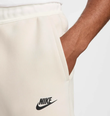 Штаны мужские Nike Sportswear Tech Fleece (FB8002-104), M