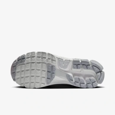 Женские кроссовки Nike Air Zoom Vomero 5 'Pure Platinum' (HQ0458-001), EUR 41