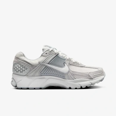 Женские кроссовки Nike Air Zoom Vomero 5 'Pure Platinum' (HQ0458-001), EUR 41