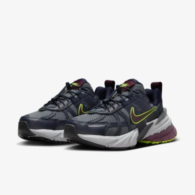Жіночі кросівки Nike V2K Run 'Black Grey Volt Green' (FV6602-400), EUR 40