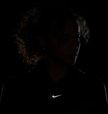 Худи женское Nike Therma-Fit One (FB5210-010)