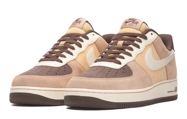 Кроссовки мужские Nike Air Force 1 '07 LV8 EMB (FB8878-200), EUR 45