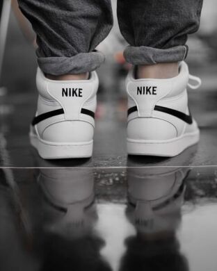 Чоловічі кросівки Nike Court Vision Mid Nn (DN3577-101), EUR 45