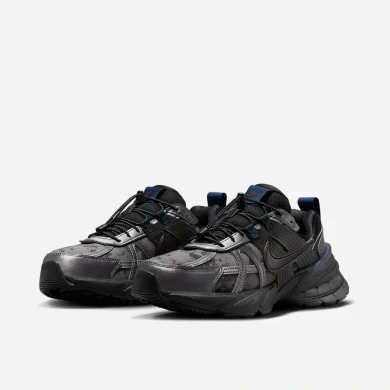 Женские Кроссовки Nike V2K Run "Metallic Dark Grey" HQ4053-001, EUR 37,5