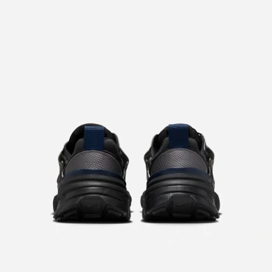 Женские Кроссовки Nike V2K Run "Metallic Dark Grey" HQ4053-001, EUR 37,5