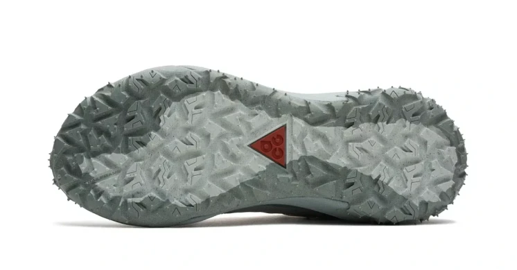 Мужские кроссовки Nike ACG Mountain Fly 2 Low GTX (HF6245-003), EUR 42