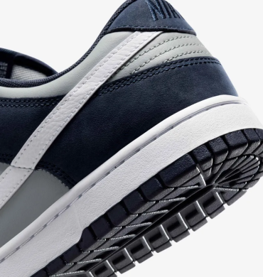 Чоловічі кросівки Nike Dunk Low 'Georgetown' (IB3079-400), EUR 44,5