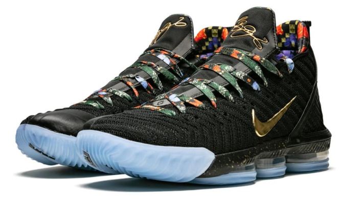 Баскетбольные кроссовки Nike LeBron 16 'Watch The Throne', EUR 43
