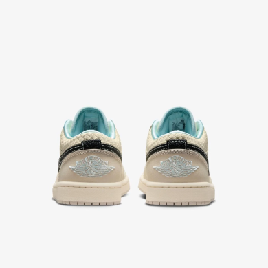 Чоловічі кросівки Air Jordan 1 Low SE 'Sanddrift' (HQ3440-101), EUR 38
