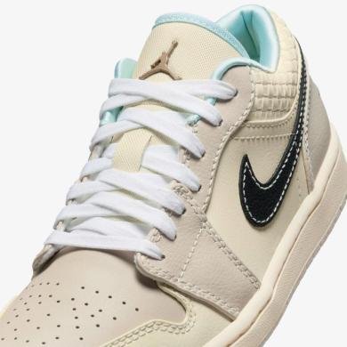 Чоловічі кросівки Air Jordan 1 Low SE 'Sanddrift' (HQ3440-101), EUR 38