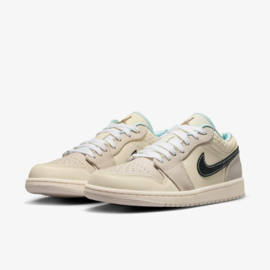 Чоловічі кросівки Air Jordan 1 Low SE 'Sanddrift' (HQ3440-101), EUR 38