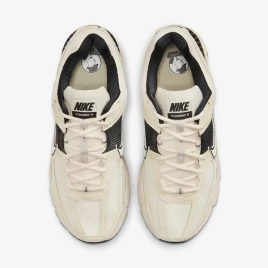 Мужские кроссовки Nike Zoom Vomero 5 "Alabaster" (HF1553-701), EUR 42,5